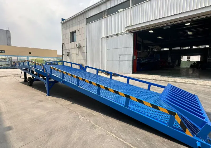 Fabricante de rampas de carga y descarga de móvil plegable de 10 toneladas