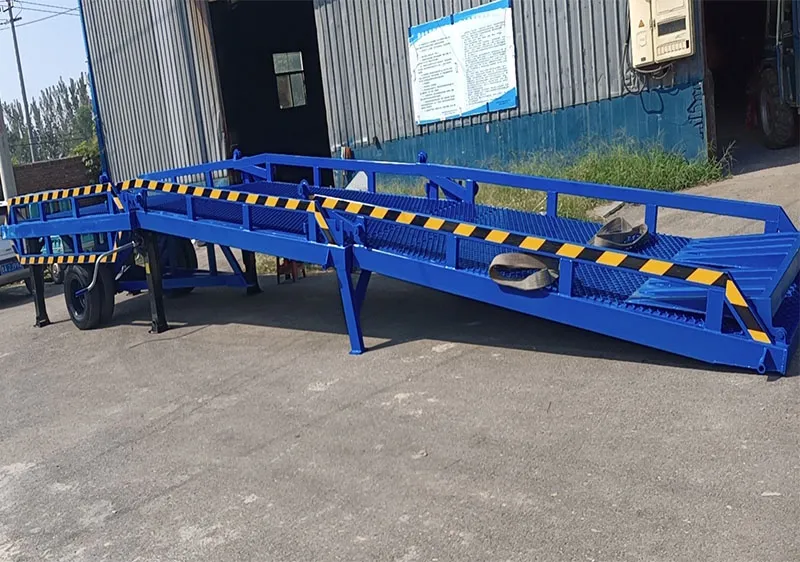 Rampa de contenedor plegable de tres secciones para rampa para carretillas elevadoras de carretillas elevadoras para fabricante de contenedores